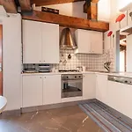 Casa Peler Al Benaco - Style, View & Pool