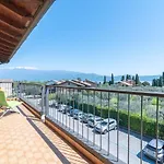 Casa Peler Al Benaco - Style, View & Pool Appartement *