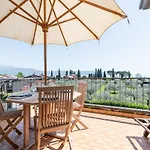 Casa Peler Al Benaco - Style, View & Pool Appartement *